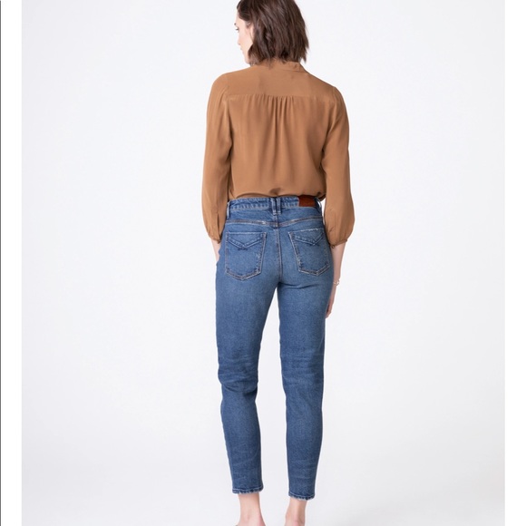 *SOLD* Unpublished Light Wash Debbie (StepMom) High Waist Jeans sz26 - Picture 4 of 9